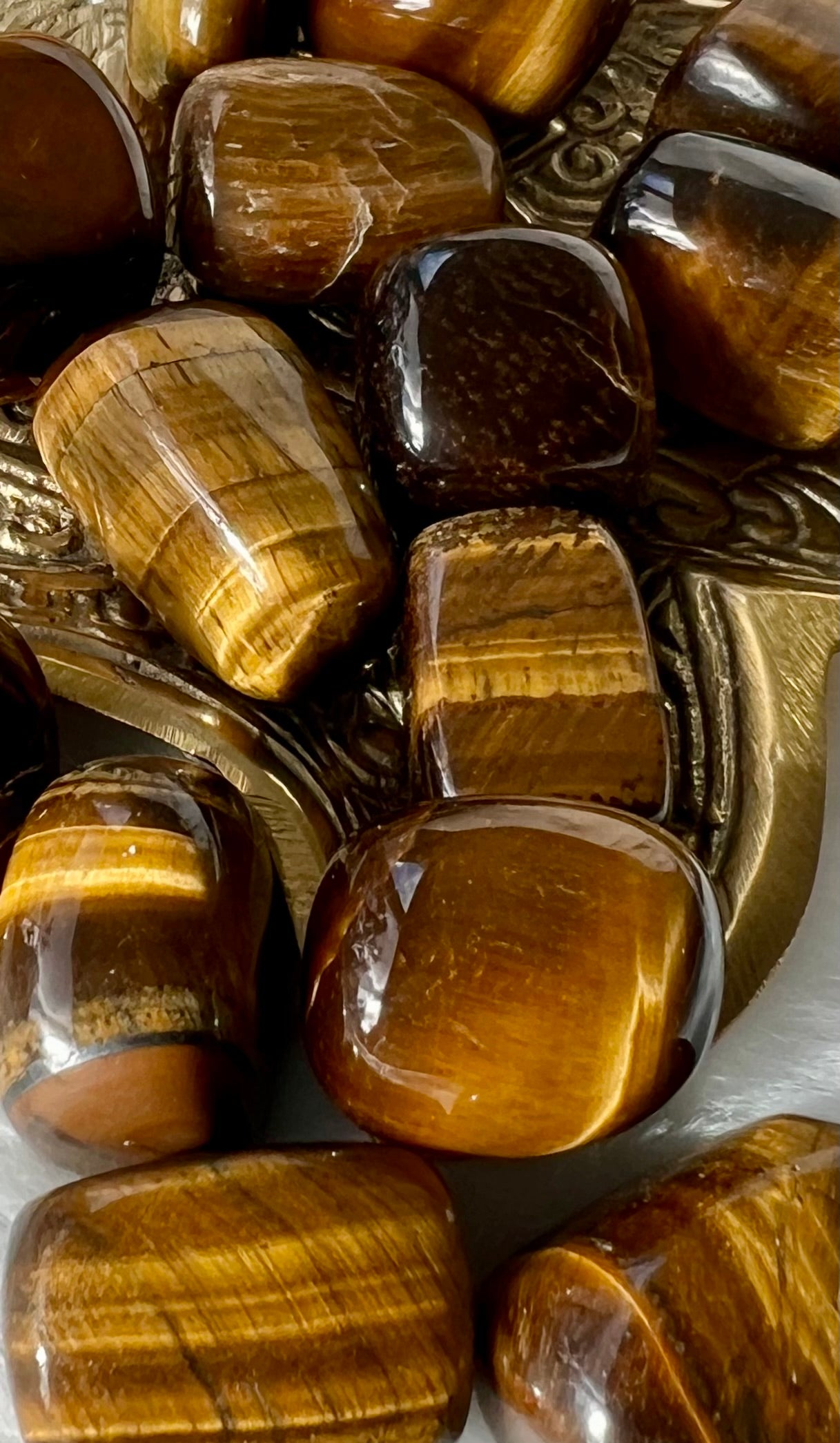 Tigers Eye Tumbled Polished Crystal 